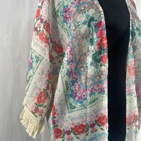 Kimono,floral cardigan,multi colored cover,mid sleeves, open with fringe, Large - Picture 2 of 7